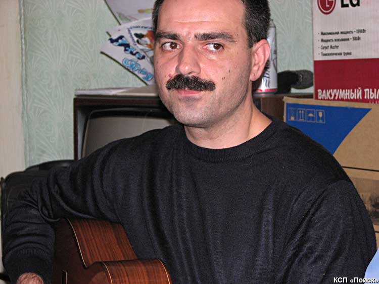 Поёт Дмитрий Матюшин